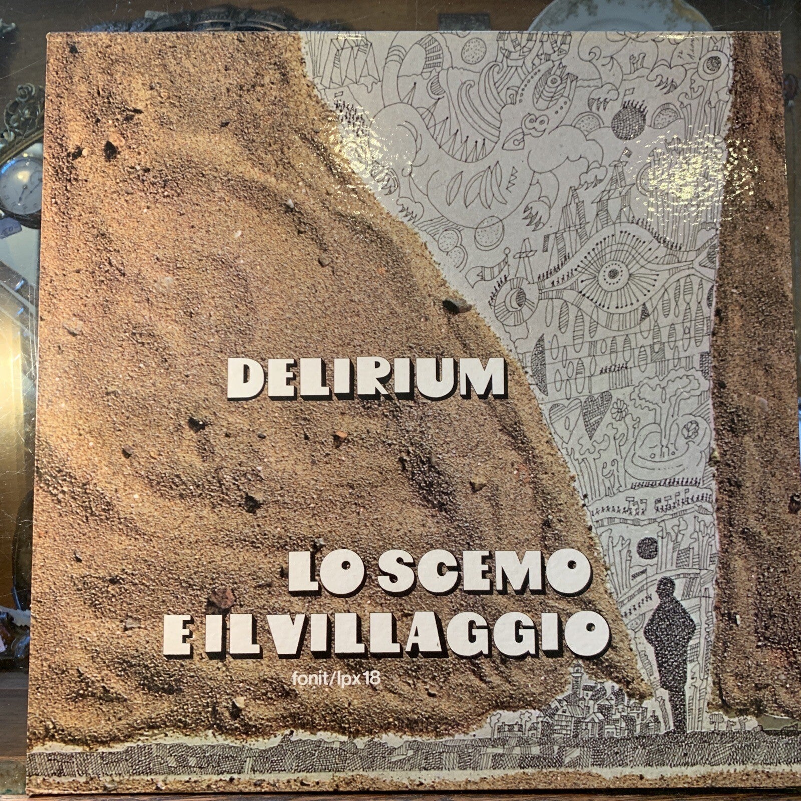 Delirium Lo Scemo E Il Villaggio Sleeve VG++ Media Minty 1st Press Italy 1972