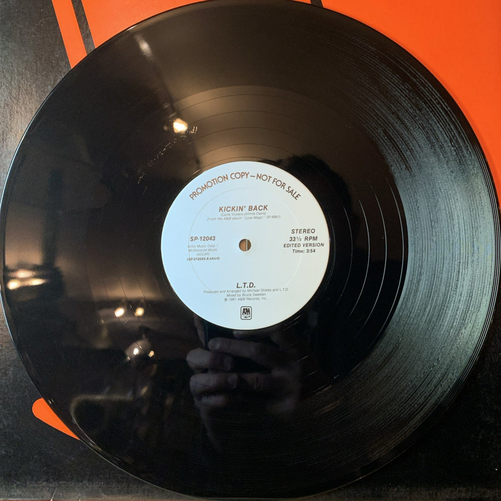 L.T.D. ‎– Kickin' Back -  A&M Records ‎– SP-12043 - 12” Promo - NM (M-)