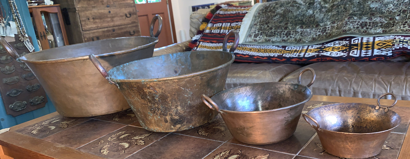 ANTIQUE HAMMERED COPPER KETTLES POTS - 1800s/Early 1900s - ARTS & CRAFTS PERIOD