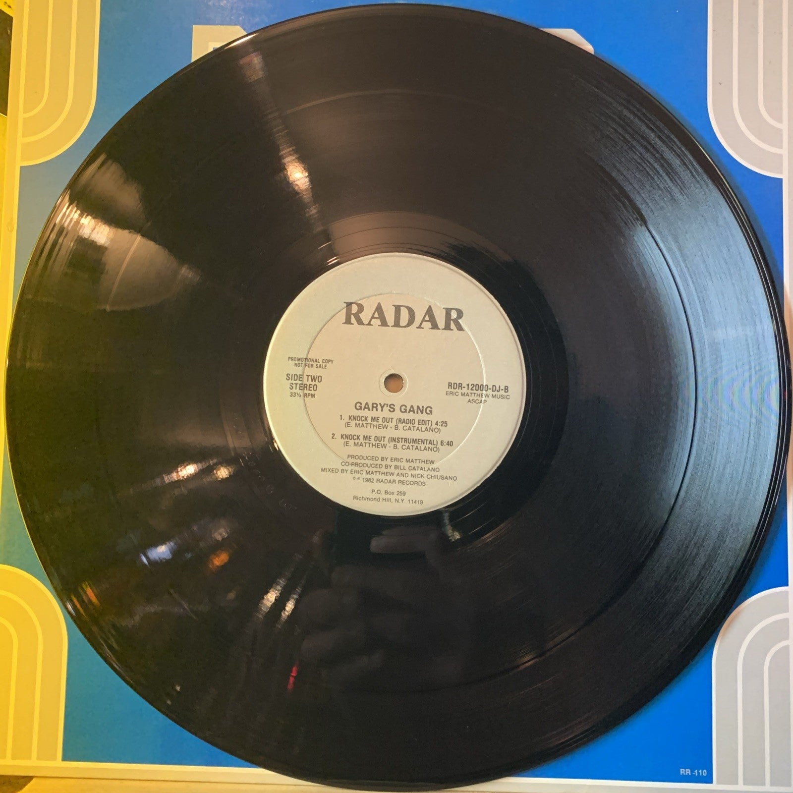 Gary's Gang ‎– Knock Me Out -  Radar Records - 12” Promo - NM (M-)